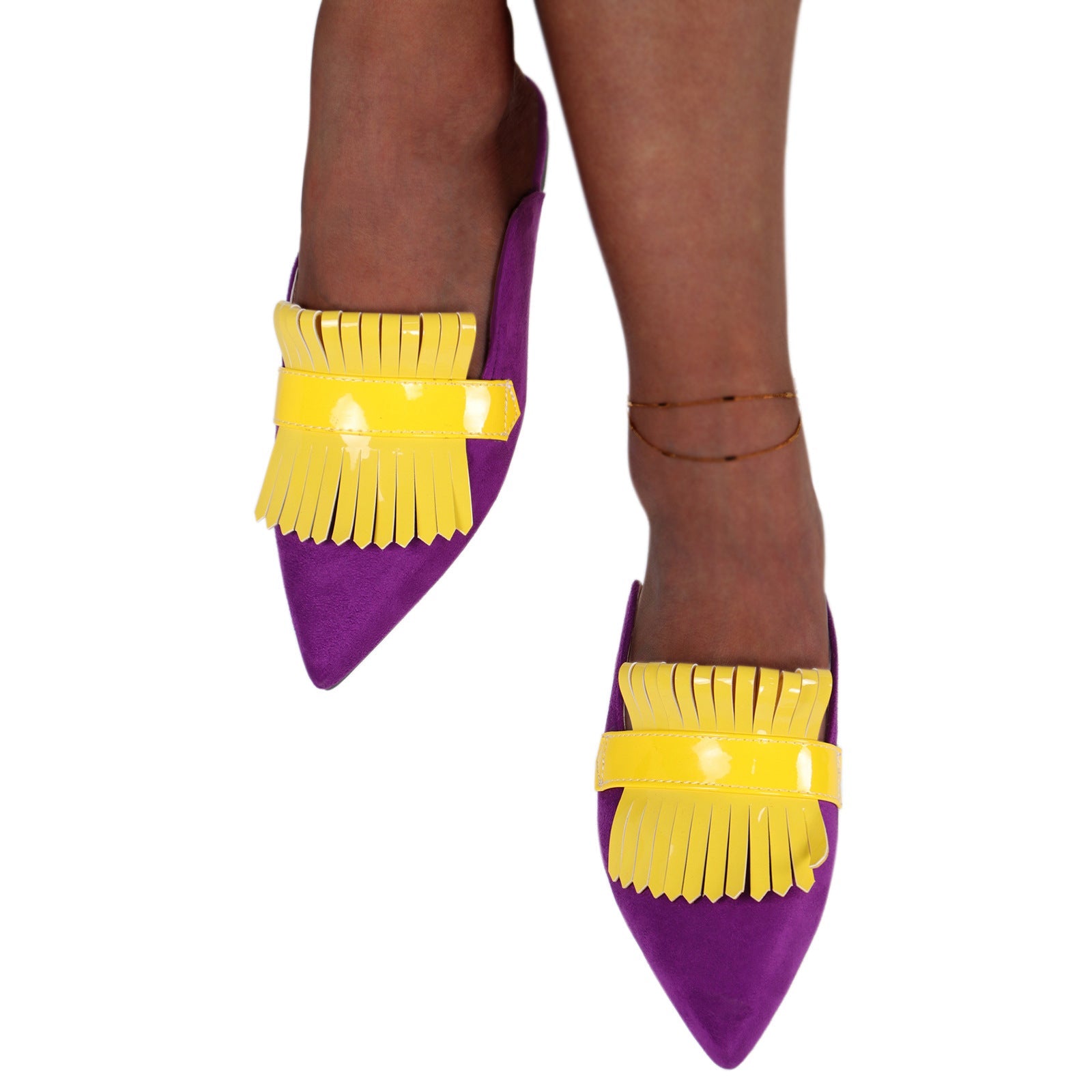 Graceful Orthopedic Sandals for Modern Look