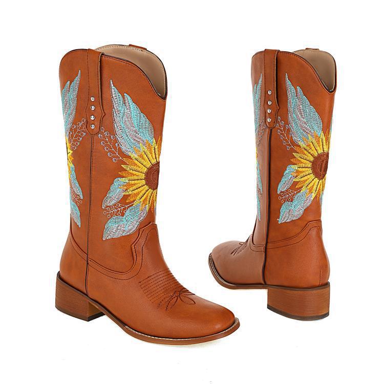 Chic Orthopedic Boots with Unique Design