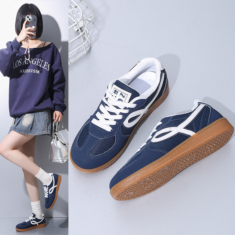 Classic Orthopedic Sneakers with Timeless Style