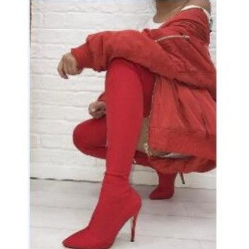 Graceful Orthopedic Boots for Modern Look