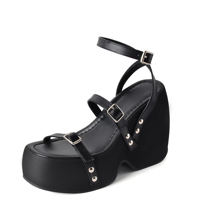 Beautifully Crafted Orthopedic Sandals