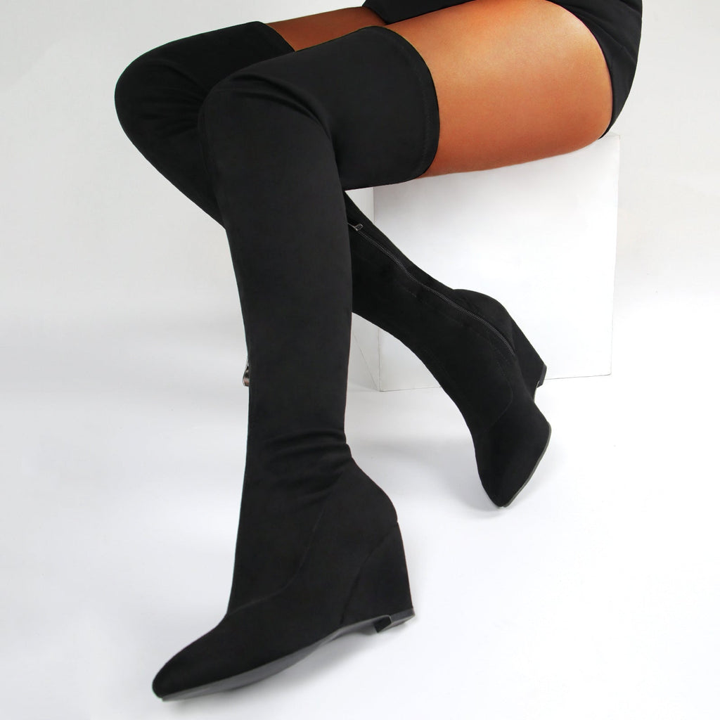 Graceful Orthopedic Boots for Modern Look