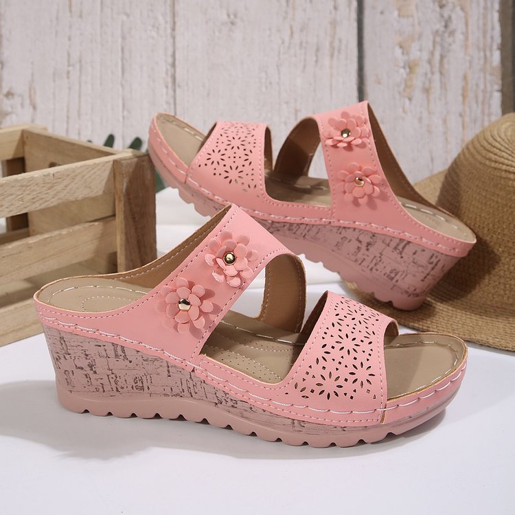 Graceful Orthopedic Sandals for Modern Look