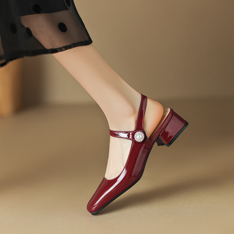 Chic Orthopedic Sandals with Unique Design