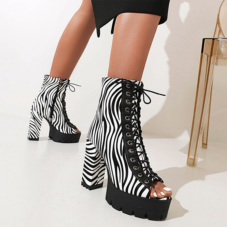 Classic Orthopedic Sandals with Timeless Style