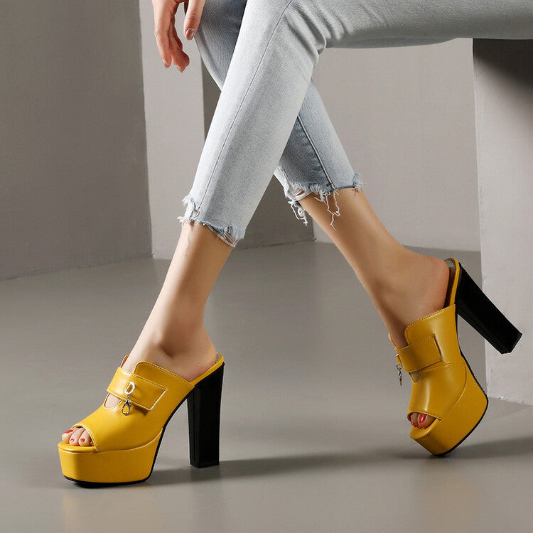 Classic Orthopedic Sandals with Timeless Style