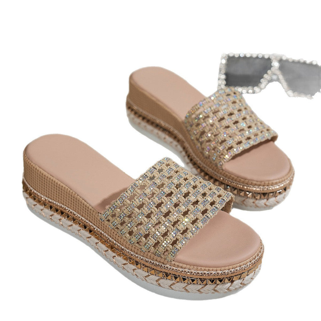 Chic Orthopedic Sandals with Unique Design