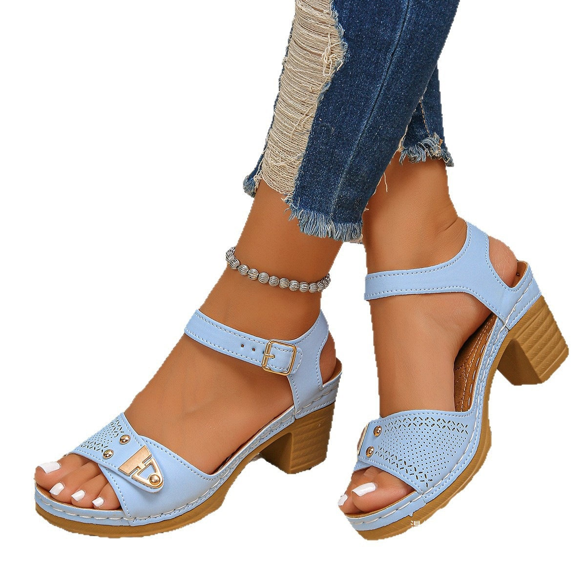 Graceful Orthopedic Sandals for Modern Look