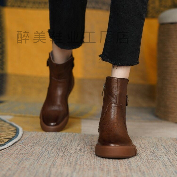 Graceful Orthopedic Boots for Modern Look