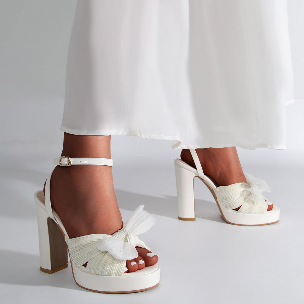 Chic Orthopedic Sandals with Unique Design