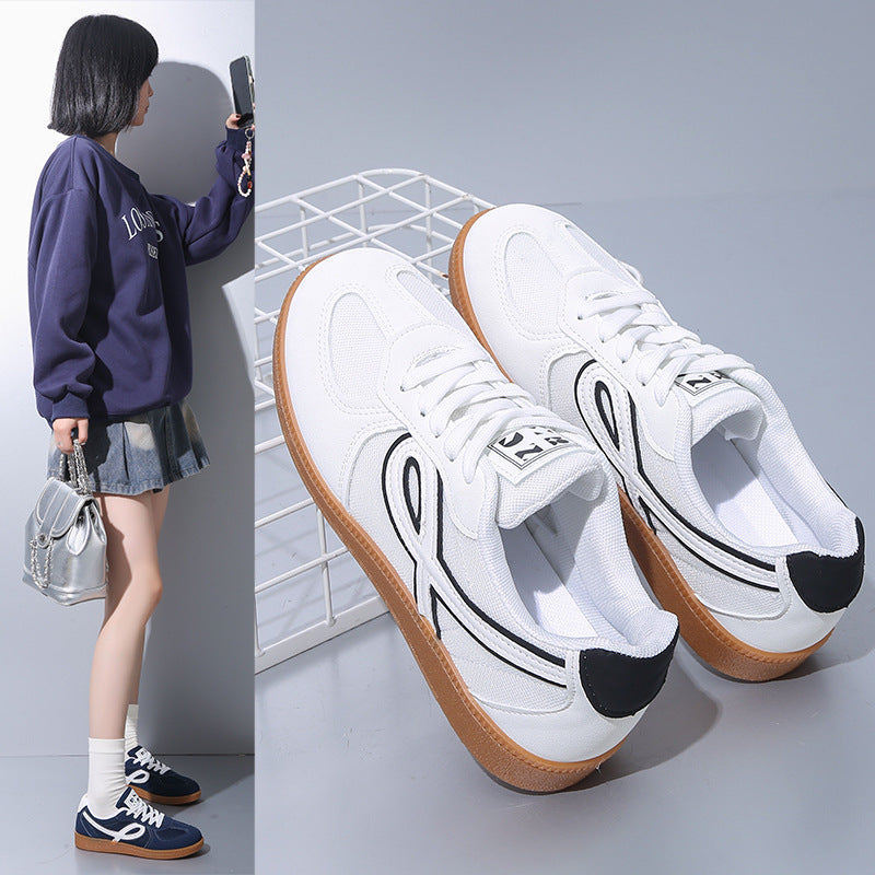 Classic Orthopedic Sneakers with Timeless Style