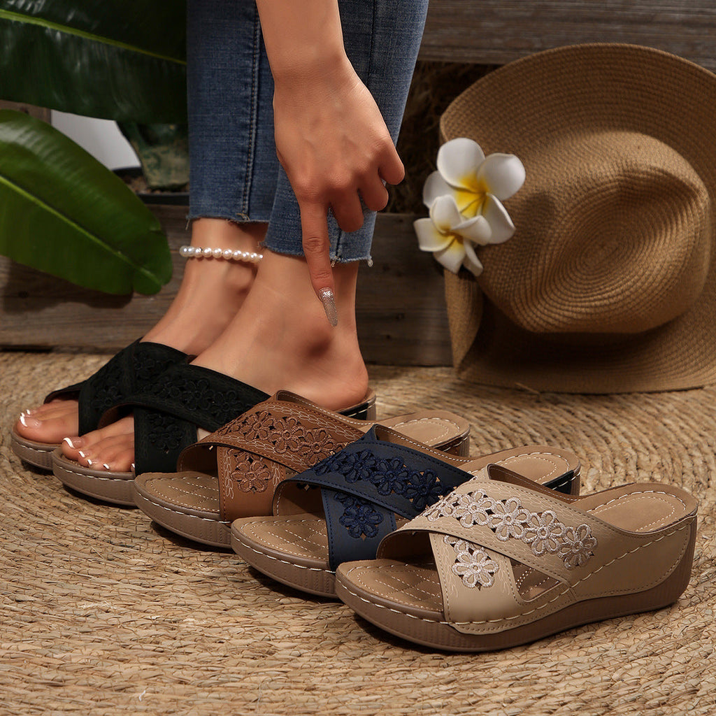 Graceful Orthopedic Sandals for Modern Look