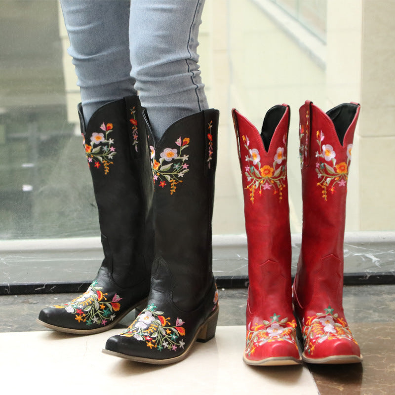Graceful Orthopedic Boots for Modern Look