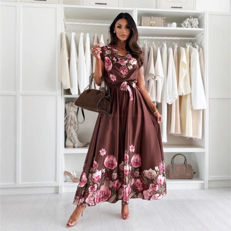 Effortlessly Elegant Dress with a Timeless Design