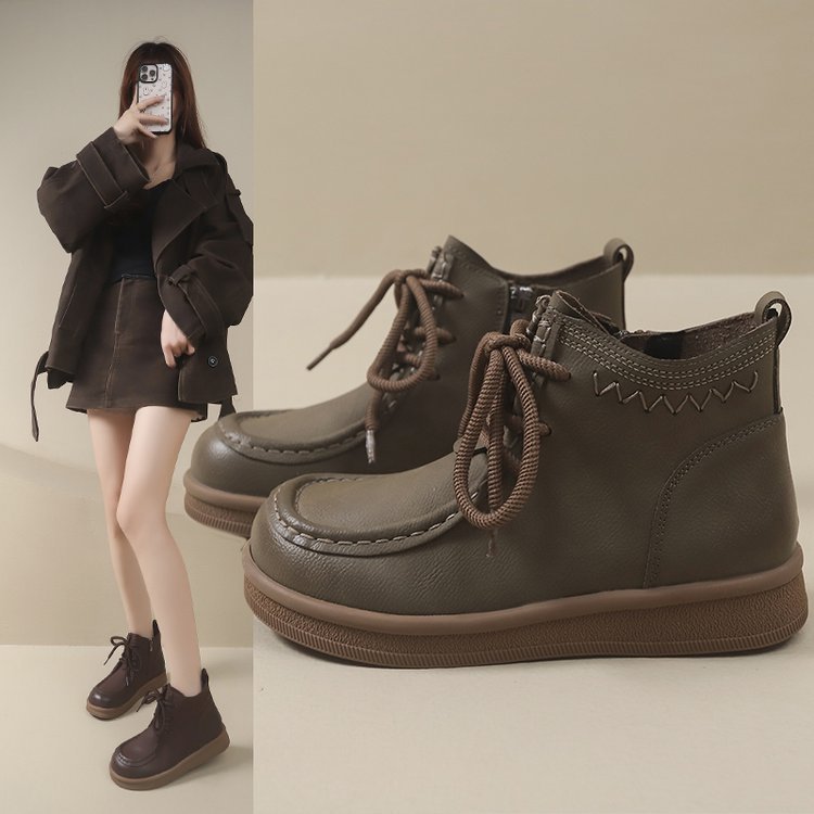Graceful Orthopedic Boots for Modern Look