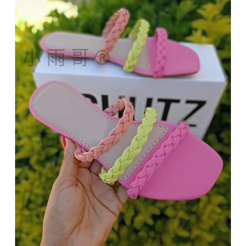 Graceful Orthopedic Sandals for Modern Look