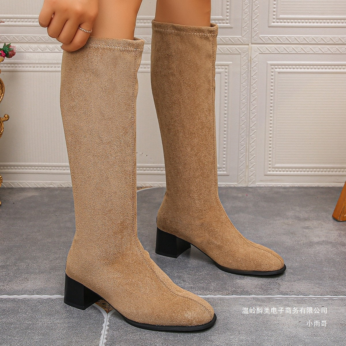 Graceful Orthopedic Boots for Modern Look