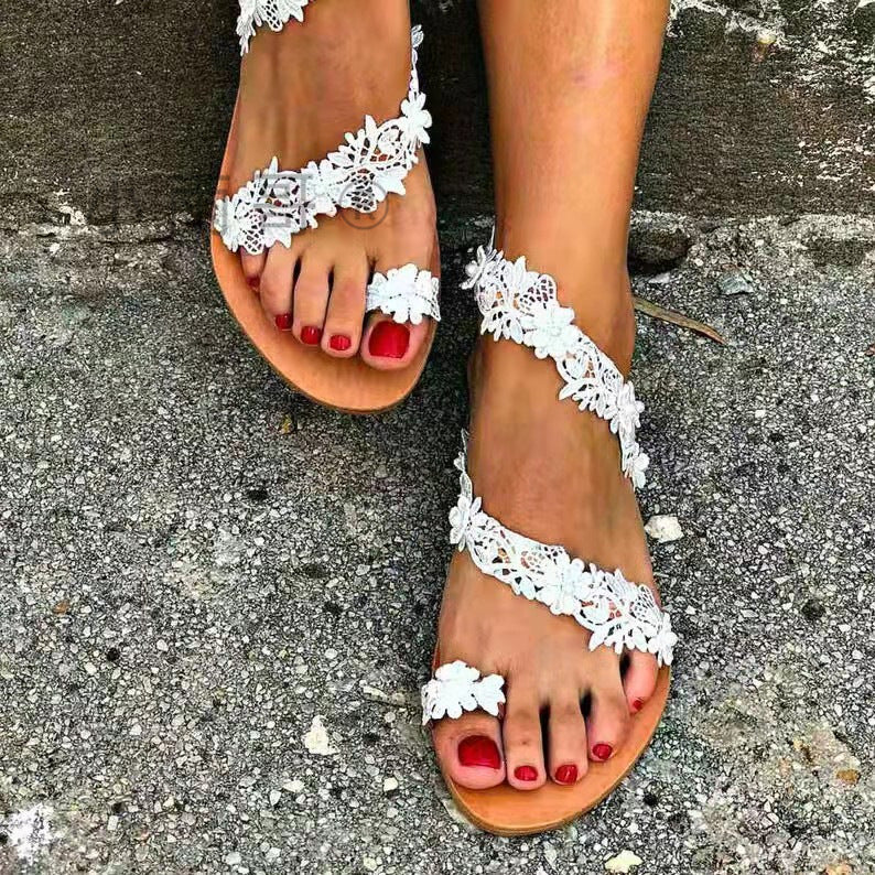 Graceful Orthopedic Sandals for Modern Look