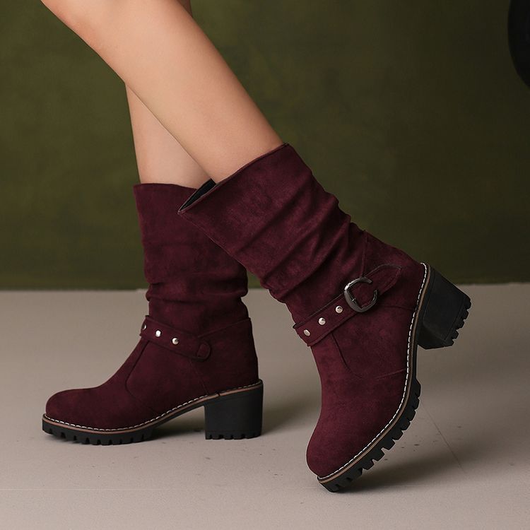 Graceful Orthopedic Boots for Modern Look