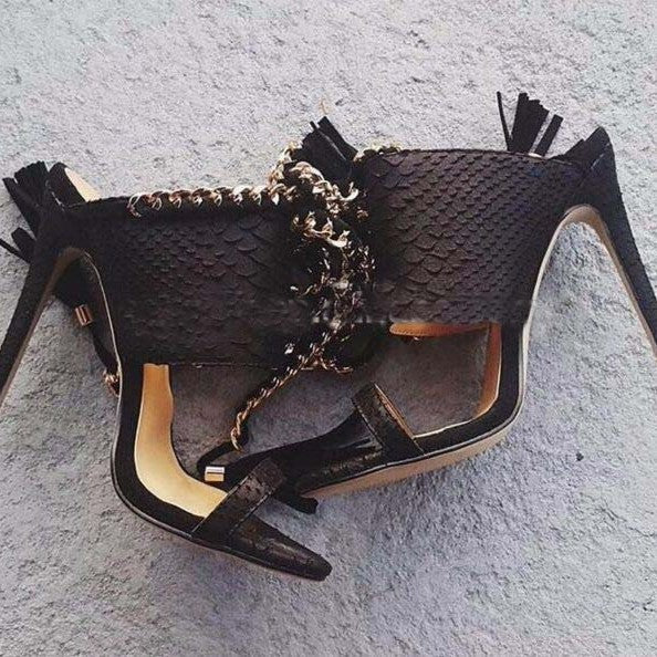 Graceful Orthopedic Sandals for Modern Look
