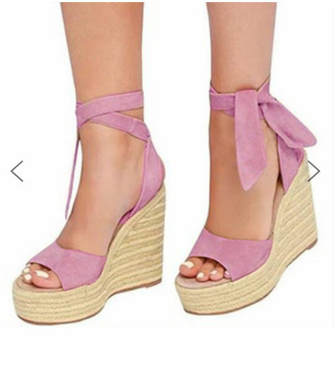 Chic Orthopedic Sandals with Unique Design