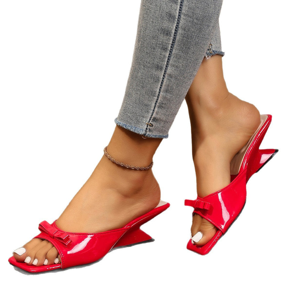 Graceful Orthopedic Sandals for Modern Look