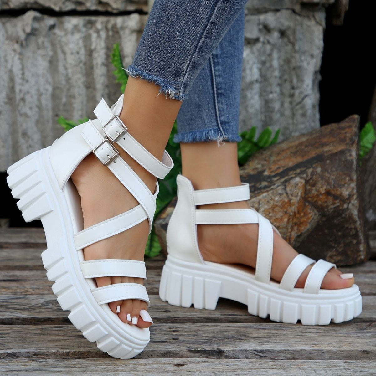 Graceful Orthopedic Sandals for Modern Look
