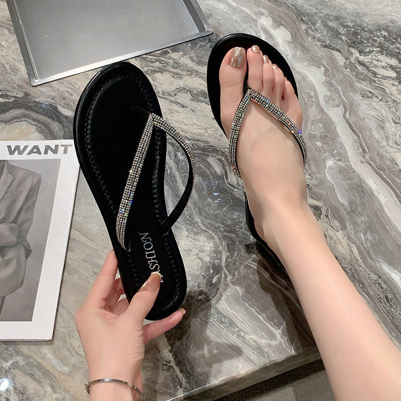 Graceful Orthopedic Sandals for Modern Look