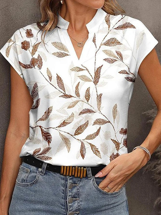 Gracefully Styled Blouse for Any Occasion