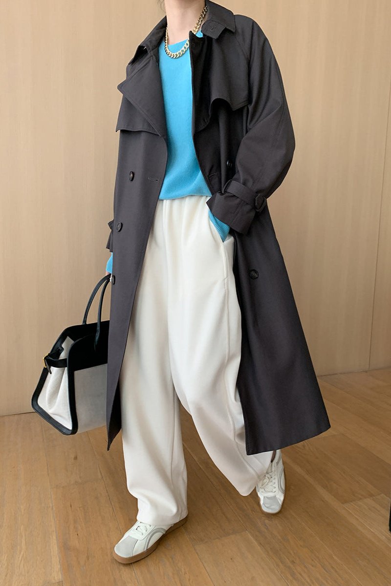 Classic Vintage & Enduringly Stylish Blouse