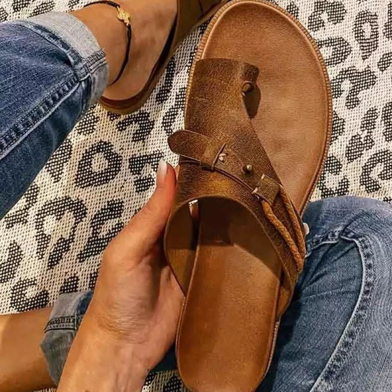 Graceful Orthopedic Sandals for Modern Look
