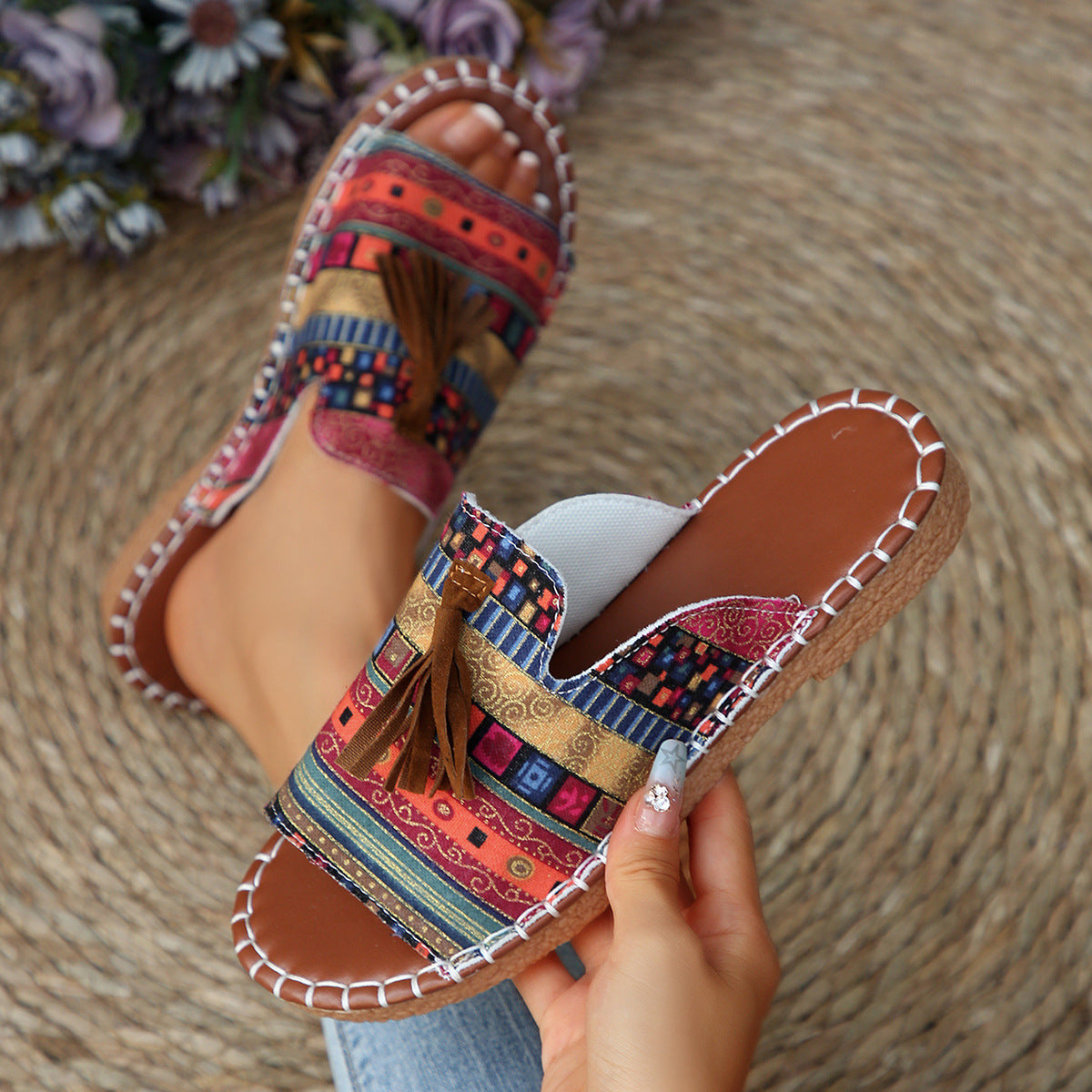 Graceful Orthopedic Sandals for Modern Look