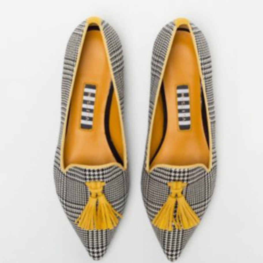 Graceful Orthopedic Sandals for Modern Look