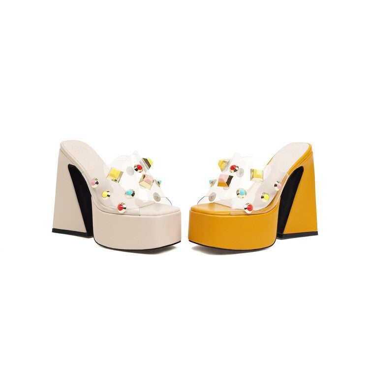 Graceful Orthopedic Sandals for Modern Look