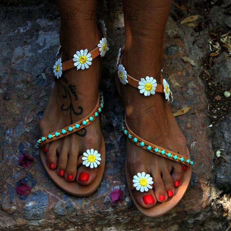 Graceful Orthopedic Sandals for Modern Look