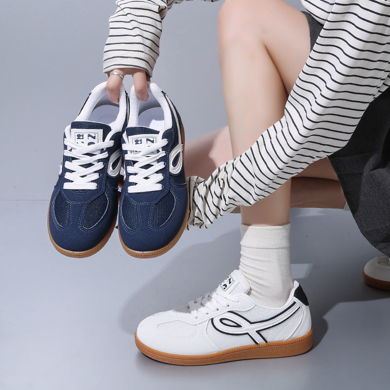 Classic Orthopedic Sneakers with Timeless Style