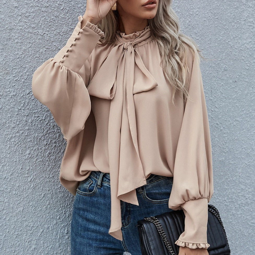 Classic Vintage Blouse with a Flattering Fit