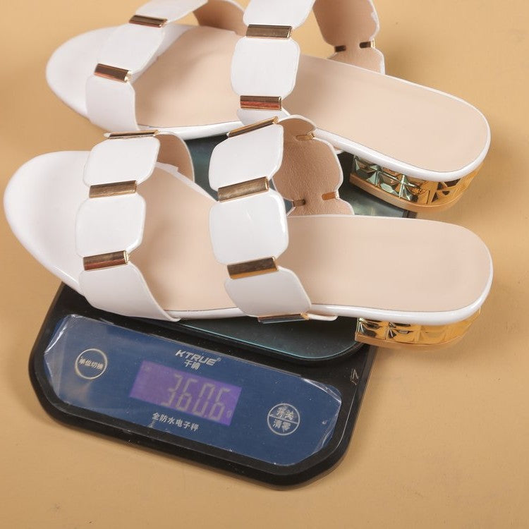 Graceful Orthopedic Sandals for Modern Look