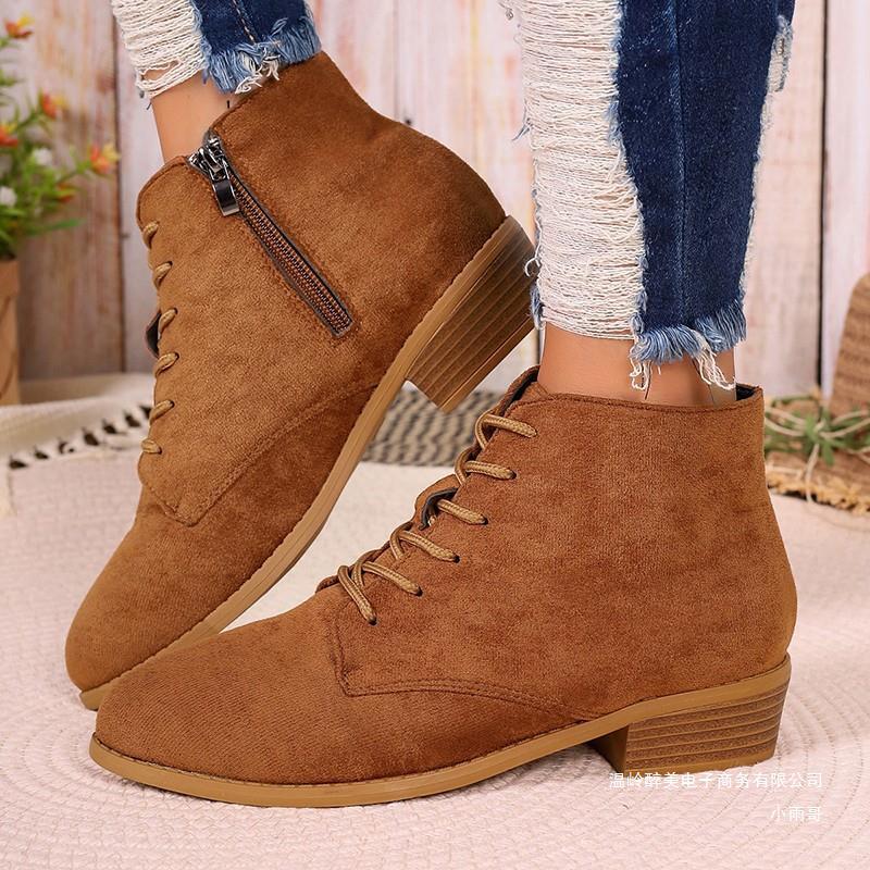 Graceful Orthopedic Boots for Modern Look