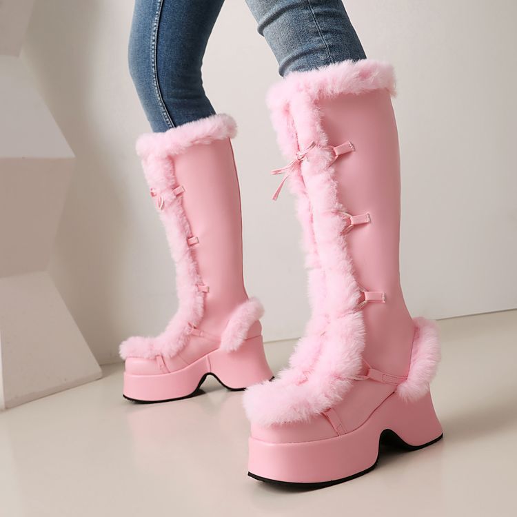 Graceful Orthopedic Boots for Modern Look
