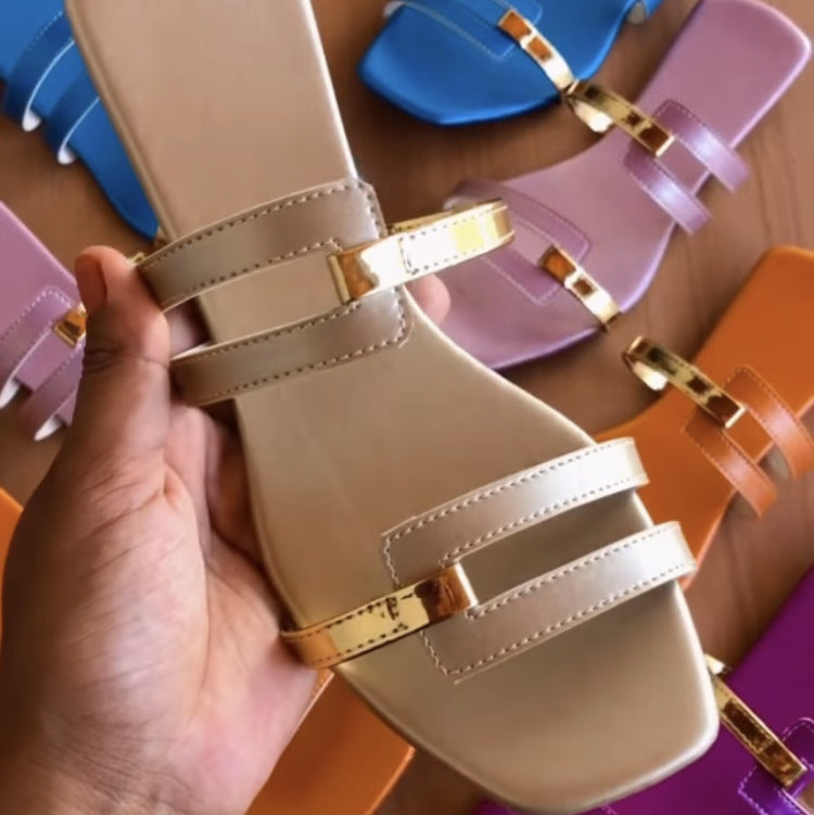 Graceful Orthopedic Sandals for Modern Look