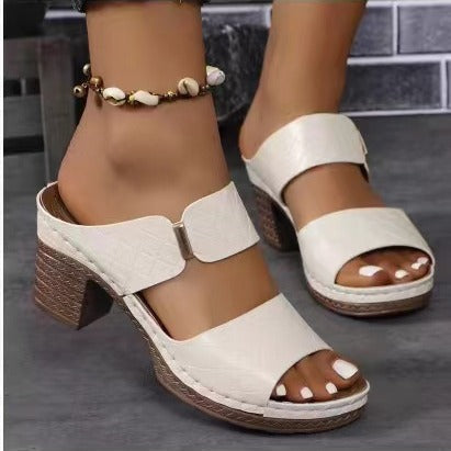 Graceful Orthopedic Sandals for Modern Look