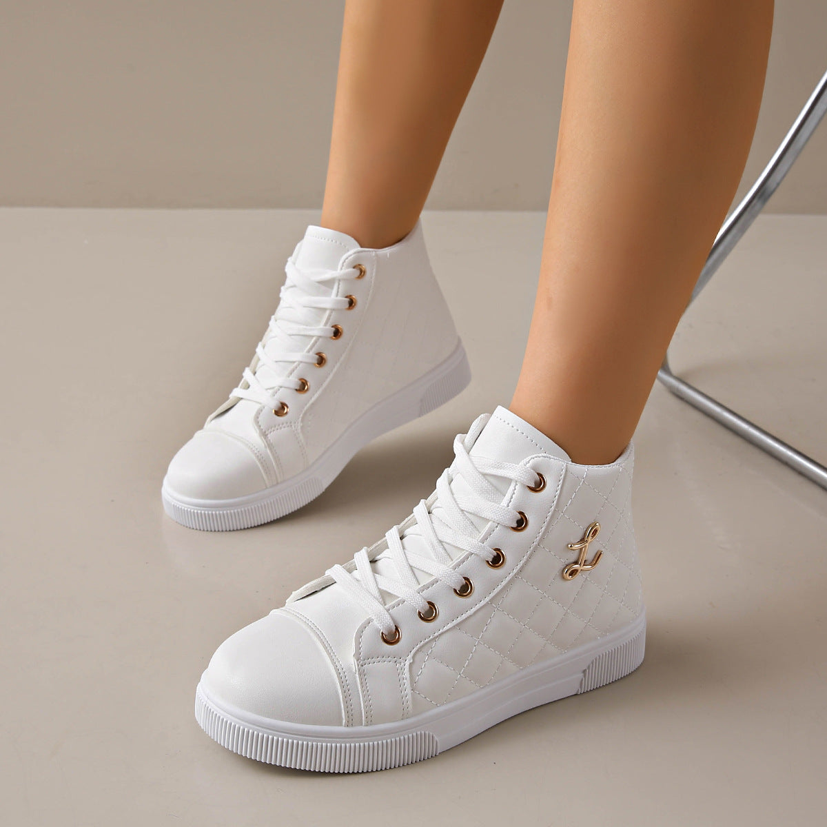 Classic Orthopedic Sneakers with Timeless Style