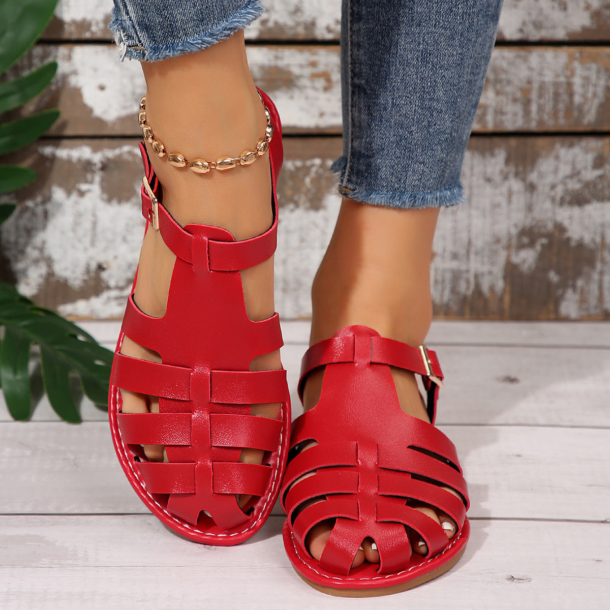 Chic Orthopedic Sandals with Unique Design