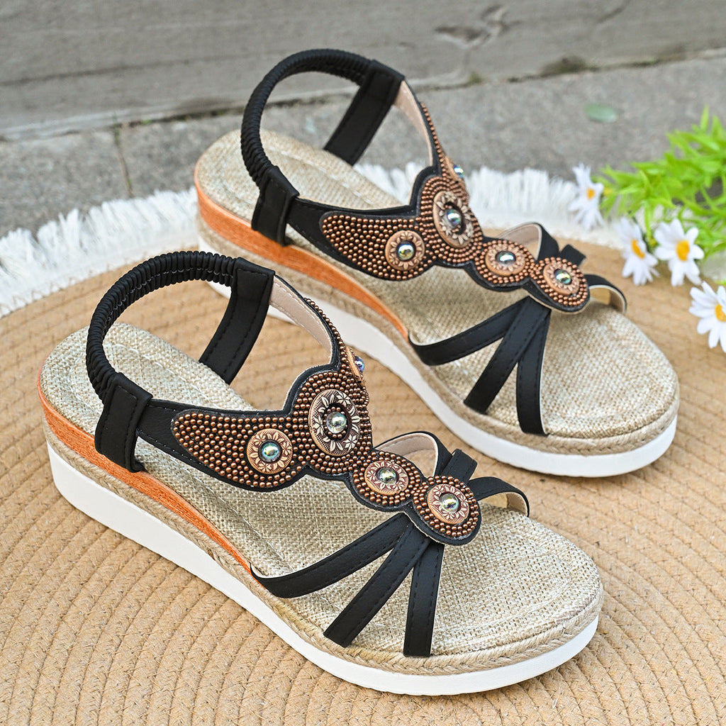 Chic Orthopedic Sandals with Unique Design