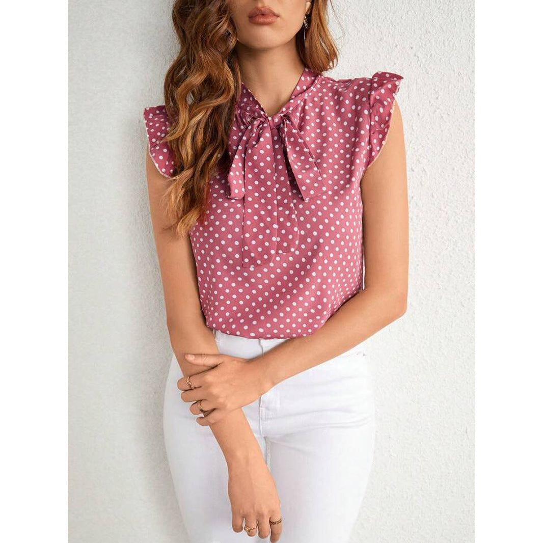 Beautifully Finished Blouse in a Timeless Design