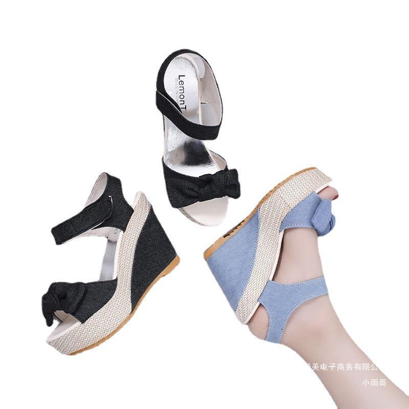 Beautifully Crafted Orthopedic Sandals