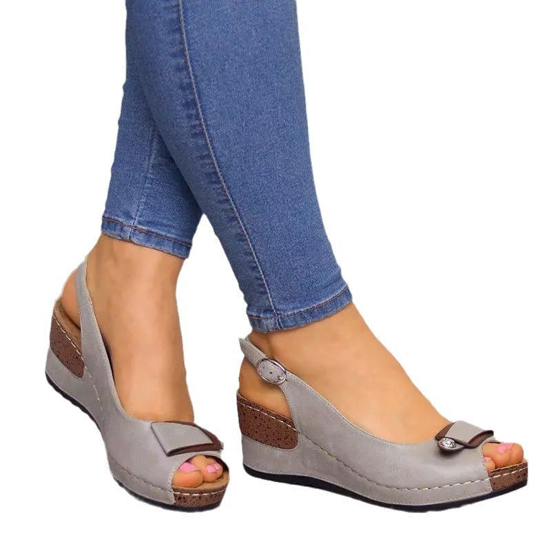 Chic Orthopedic Sandals with Unique Design