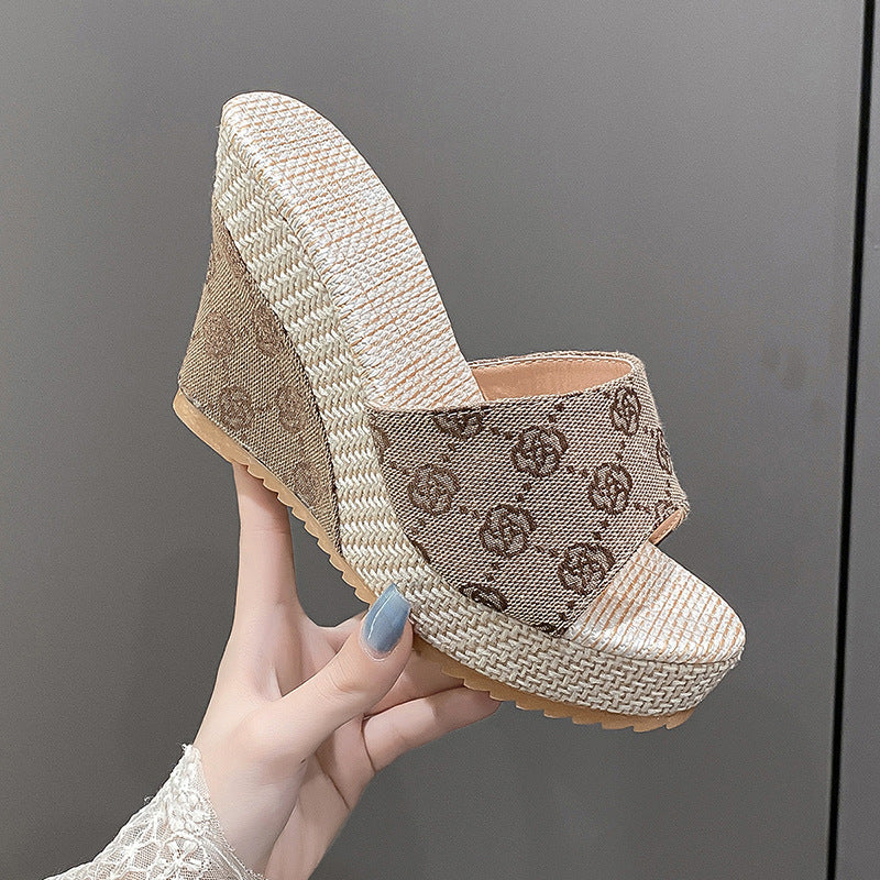 Classic Orthopedic Sandals with Timeless Style