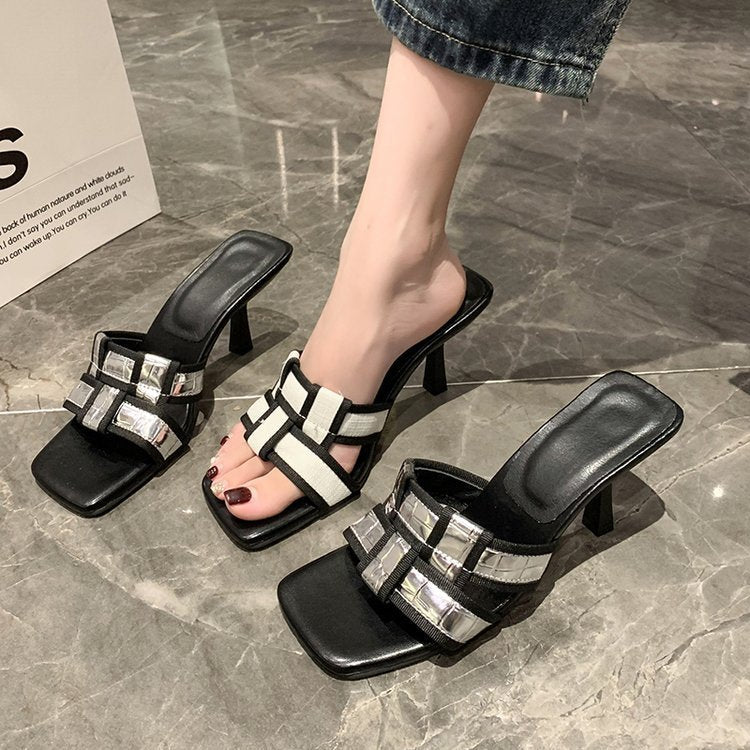 Chic Orthopedic Sandals with Unique Design